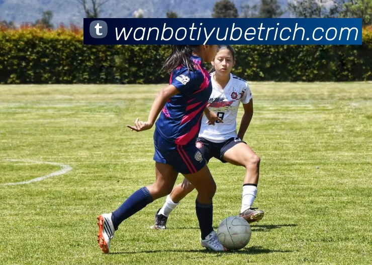 哥伦比亚前锋萨缅托考虑加盟中超尽管东欧球队竞争激烈