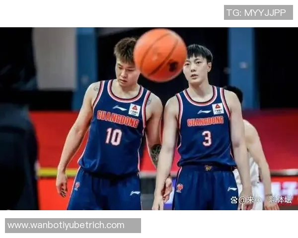 中国男篮世预赛集训名单公布周琦赵睿领衔胡明轩曾凡博入选